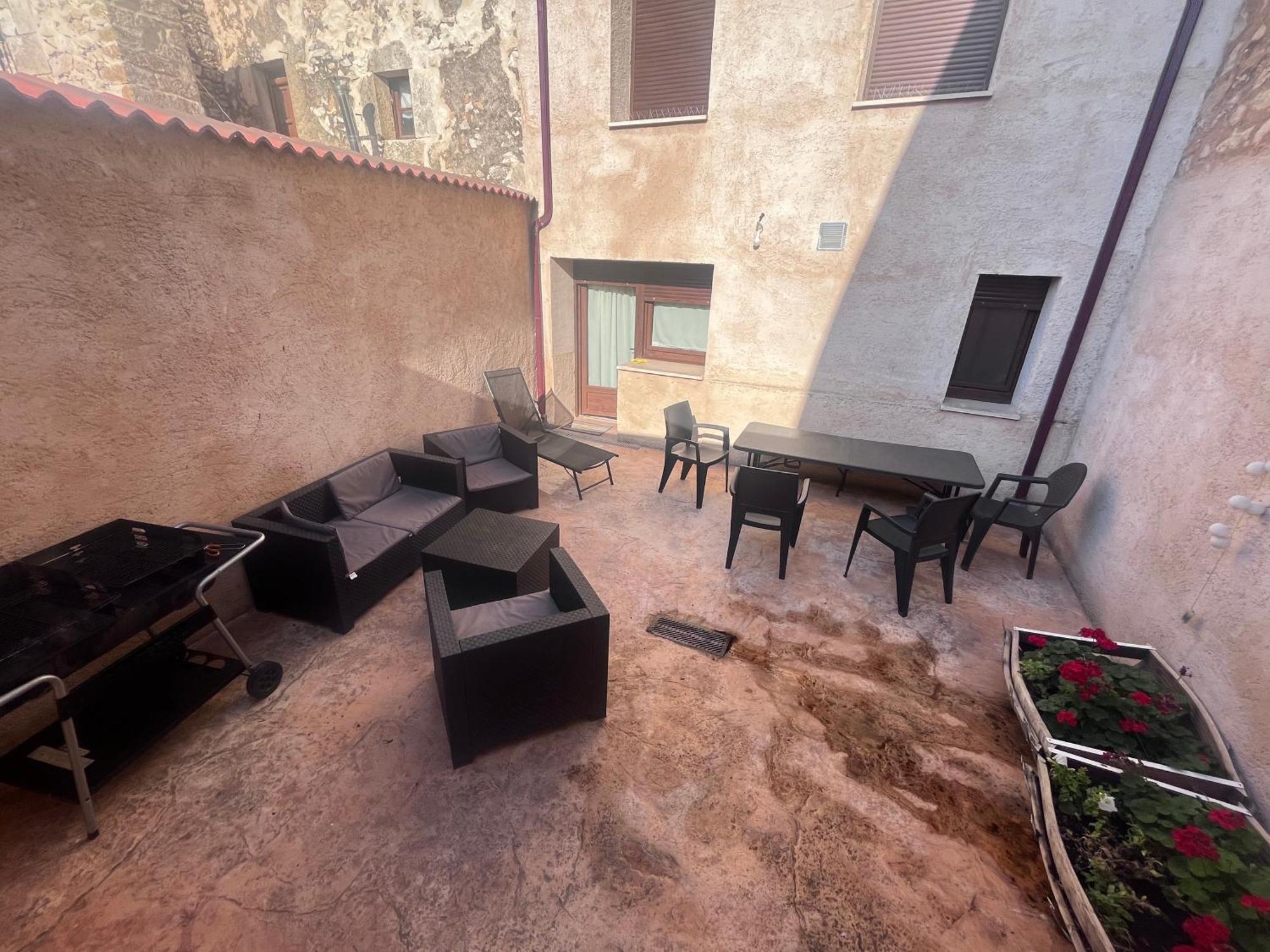 فيلا Casa Marite Vivienda De Uso Turistico Campillo de Aranda المظهر الخارجي الصورة